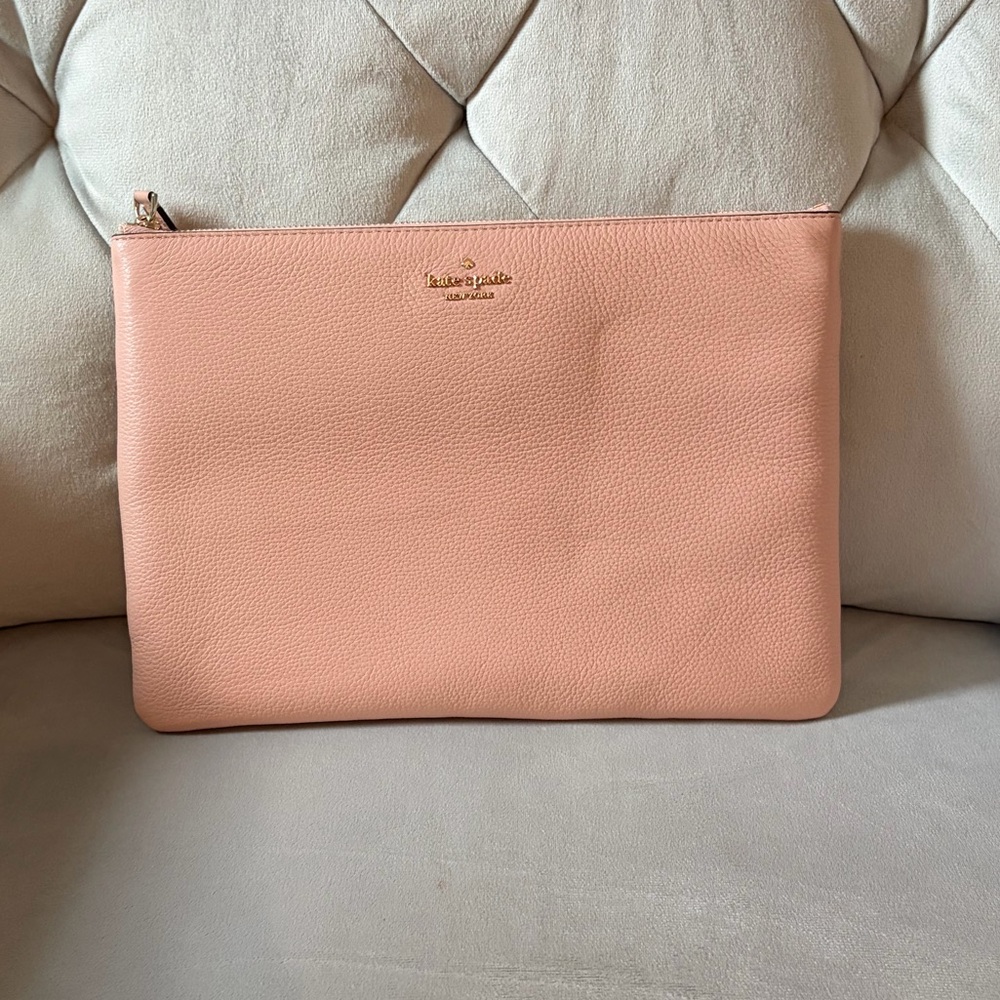 kate spade clutch - NWT 💖